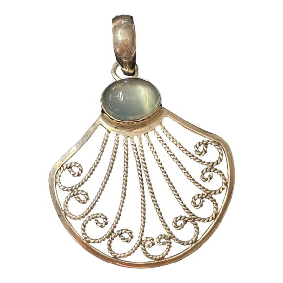 Sterling Silver & Moonstone Shell Pendant - Picture 2 of 6